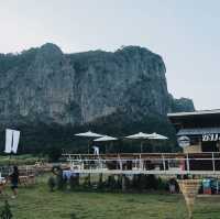 รักเขาเลยไปหาเขาบ่อย ⛰