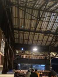 โกดังชา ร้านนั่งชิวใหม่ในยี่งอ