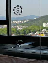 루프탑 인피니티풀이 멋진 호텔수성