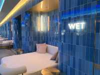 大阪　ラグジュアリーホテル　W大阪のWET(屋内プール)で遊び尽くせ！