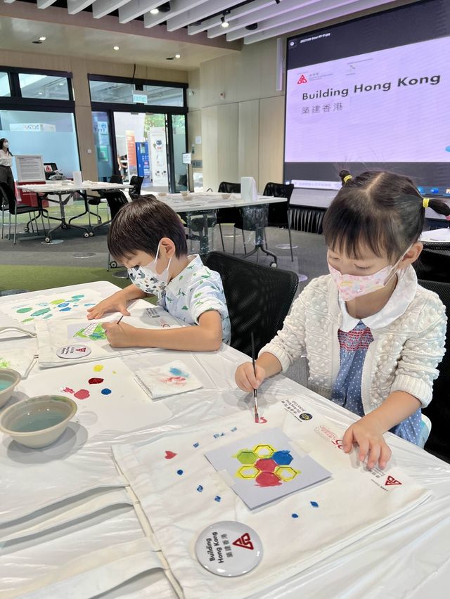 帶小朋友認識香港建造業