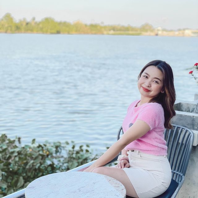 ครัวอิ่มสุข 🥗🥘 ร้านอาหารริมแม่น้ำบางปะกง 