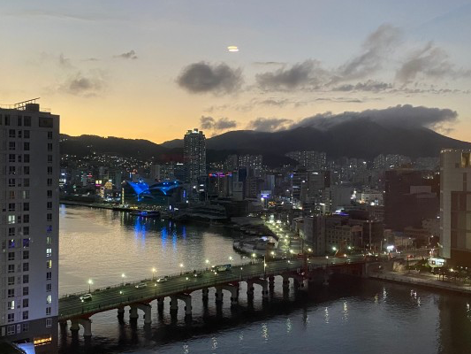 오션뷰 바라보며 호캉스🐋🏩