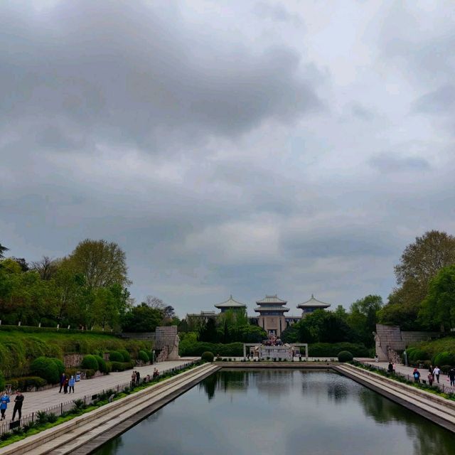 Yuhuatai Memorial Park 🇨🇳 Nanjing