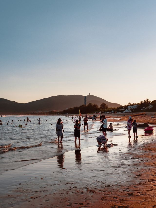 Yalong Bay: Sanya’s Beautiful Bay 🌴🌊🌺✨