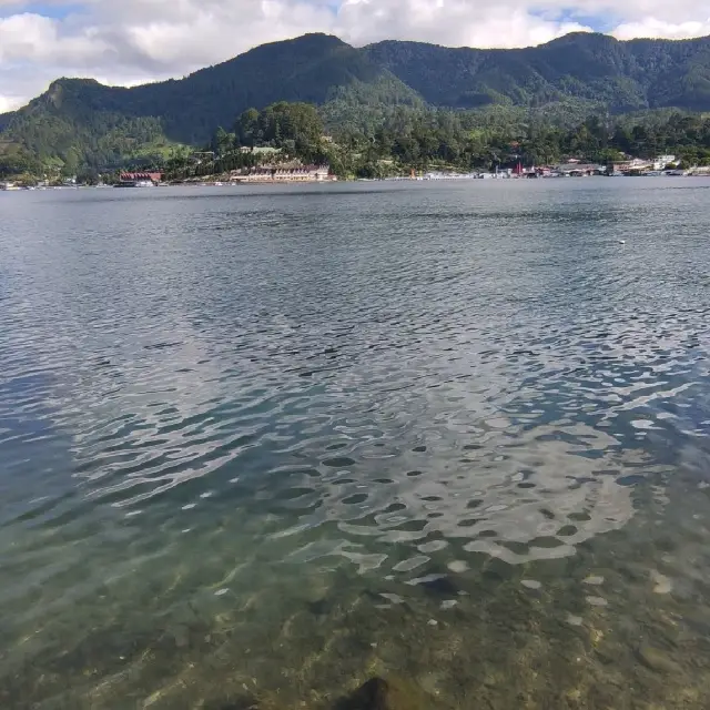 LAKE TOBA , INDONESIA