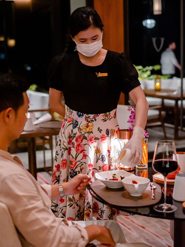 เชฟมิชลิน 2 ดาวมาเยือนภูเก็ตแล้ว SIGNATURE in PHUK