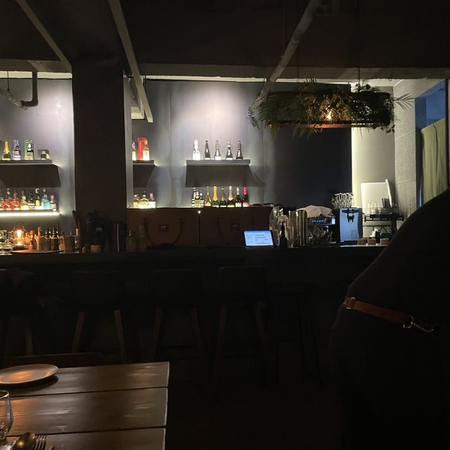 가로수길 안주가 맛있는 곳 “서울러”