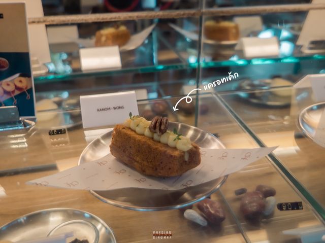 คาเฟ่บ้านไม้ cozy ที่ผสมผสานความล้านนาได้อย่างลงตั