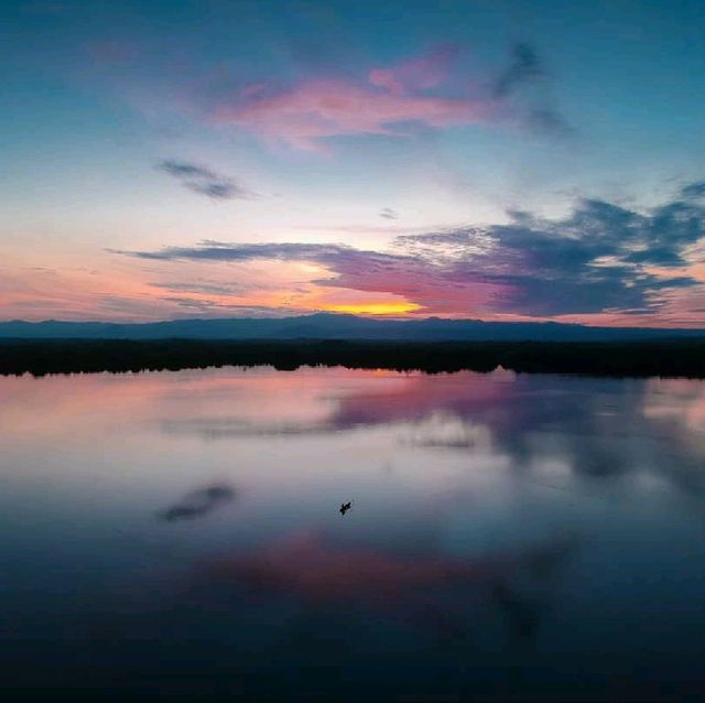 danau dendam tak sudah