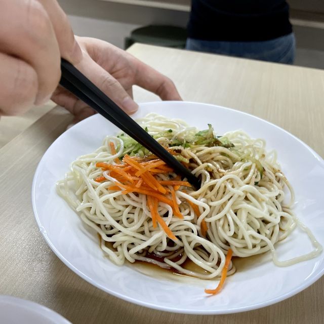 半世紀涼麵再度回歸西門町