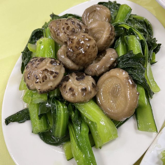 天壇大佛 - 齋堂