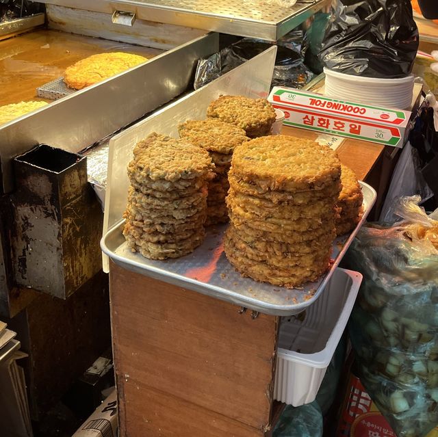 서울에 왔다면 꼭 들려야 할 정겨운,광장시장 