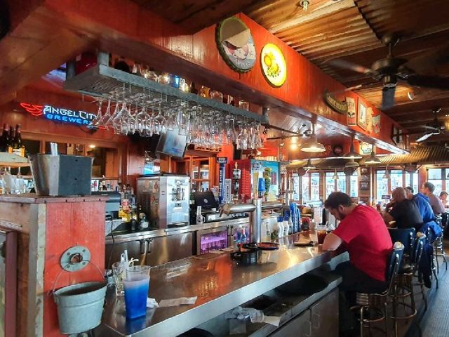 Bubba Gump Shrimp Co. Bar, Santa Monica Pier