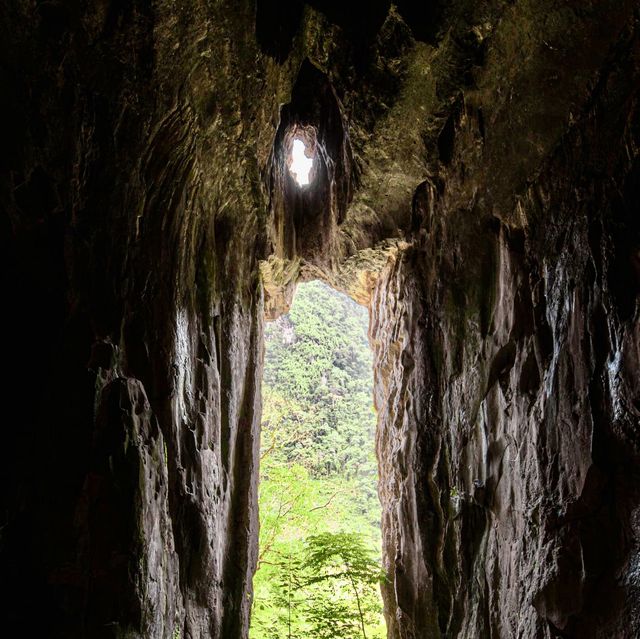 Explore out Pha Khuang Cave 