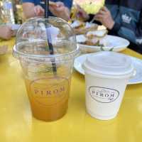 Pirom Cafe 