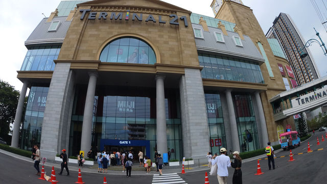 ศูนย์อาหาร Pier21 ห้างTerminal21 Rama3