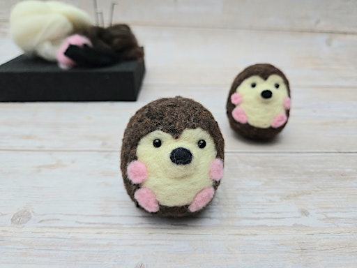 Felted Hedgehogs - Needle felting workshop | Cafe Mili