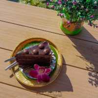 🥥About Coco Cafe' & Bistro