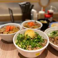 ［台北/西門］ 松屋 西門町店🇯🇵｜最適合上班族的平價日本丼飯 便宜又能吃到飽😍 -