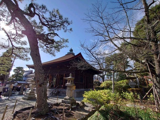 到長野必來善光寺行表參道,欣賞日本最古老佛像,買御守,求祝福