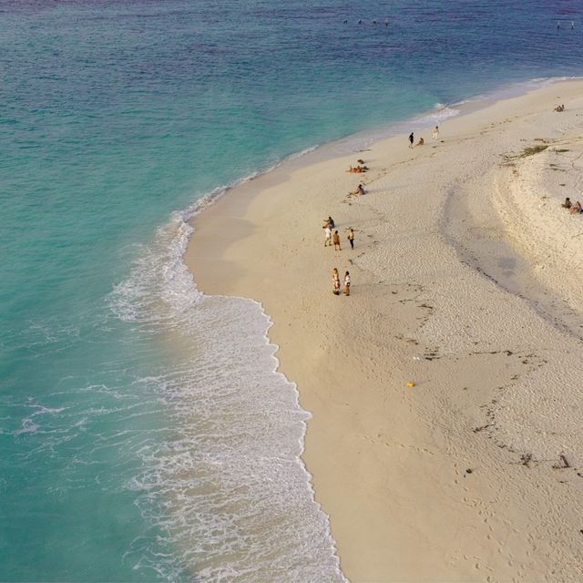 นั่งดูพระอาทิตย์ตกดินที่ sunset beach 