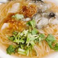 排隊美食🍜🥓Ukuko Oyster Thin Noodles 油庫口蚵仔麵線+炭烤香腸