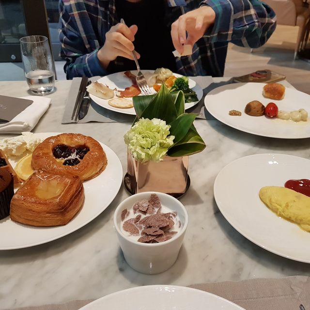 인천 수영장 호캉스 <파라다이스시티호텔>