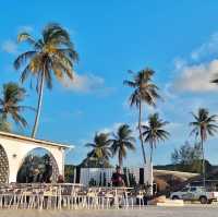 Coco One Beach Hotel & Restourant 