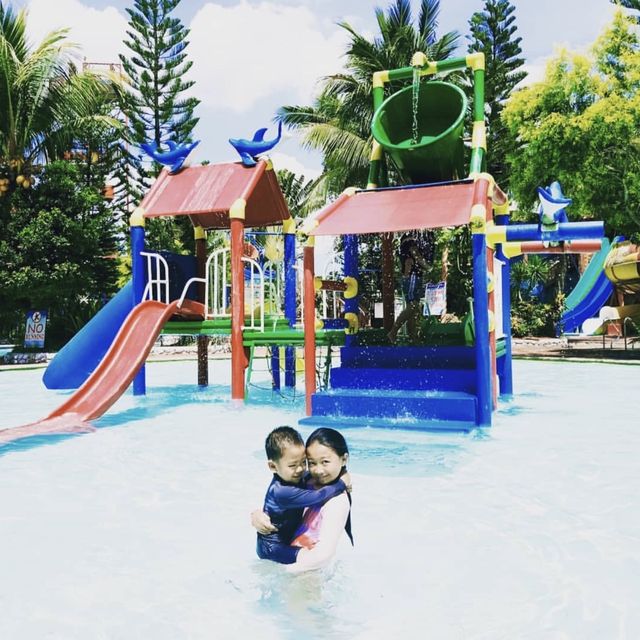 Kultura Splash Wave Pool in the MOUNTAINS!🍃