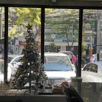 Good breakfast at GROUND coffee