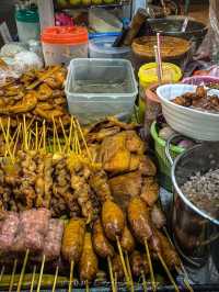 ส้มตำรถเข็น ยามค่ำคืนย่านเขารัง ภูเก็ต