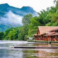 นอนแพริมน้ำ ชมหมอกตอนเช้า