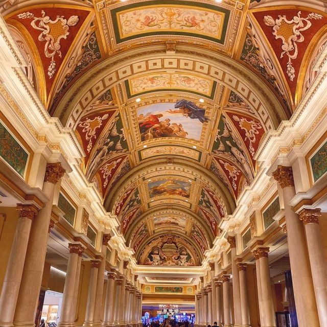   Venetian resort hotel LV