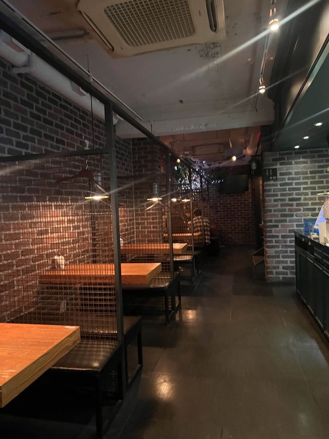 韓国/ソウル【新沙】おつまみが美味しい！広々としたビール屋さん🥹