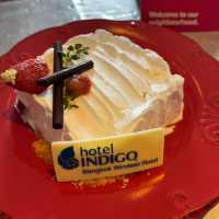 โรงแรมสุดชิค วิวดีกลางเมือง Hotel Indigo Bangkok