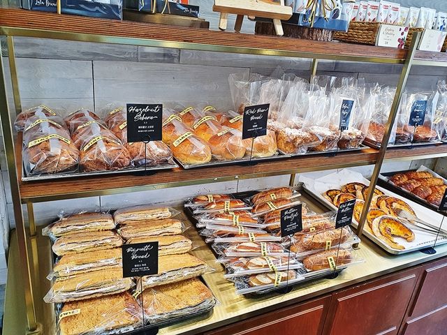 공릉 기찻길 거리 맛집. 라라브레드