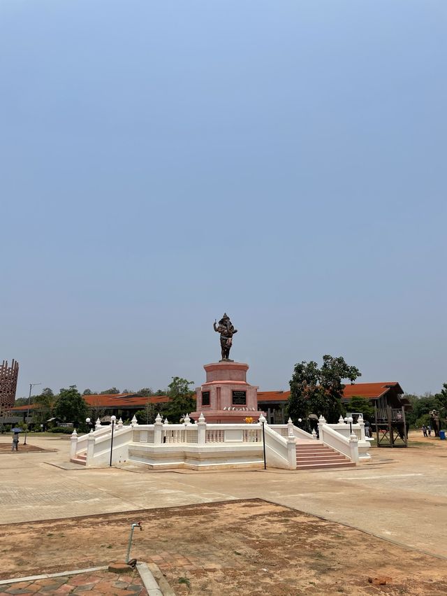 พิพิธภัณฑ์ช้างที่ใหญ่ที่สุดในไทย