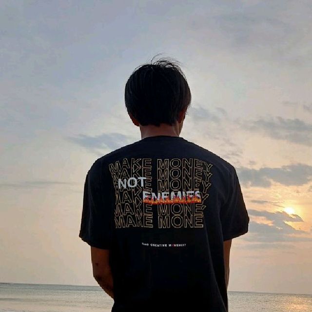 PANTAI SANTOLO