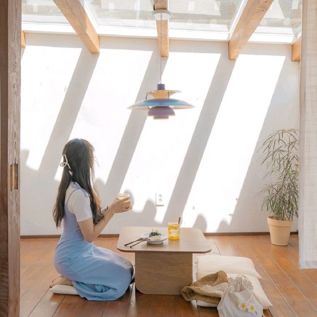 🍰고즈넉한 한옥과 달콤한 티라미수의 조화가 어울리는카페 [경주, 어마무시]