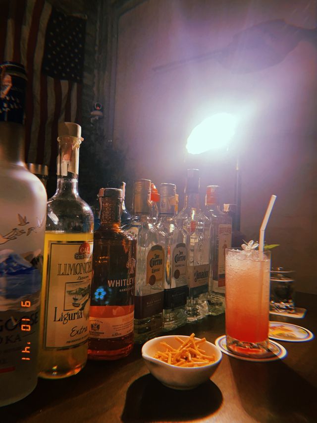 Bar ลับ กับเมนูลับๆ 🥂🥃🍸🍹