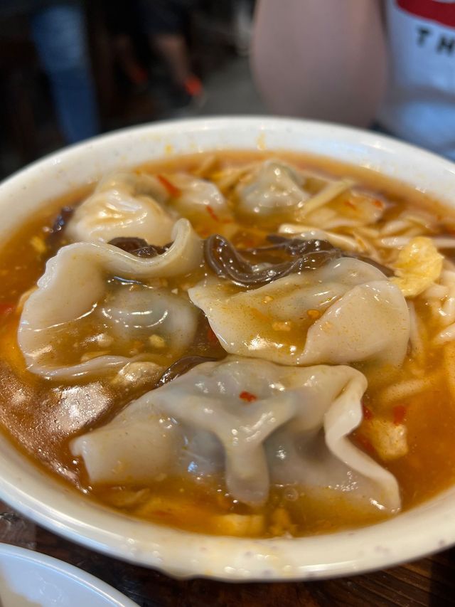 手工街坊餃｜煎餃湯餃｜隱藏湯底