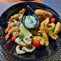 ทานอาหารค่ำมื้อพิเศษ @ THE KEE PATONG 
