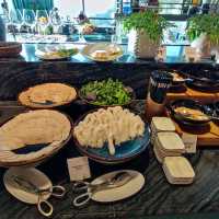 Breakfast at The Square