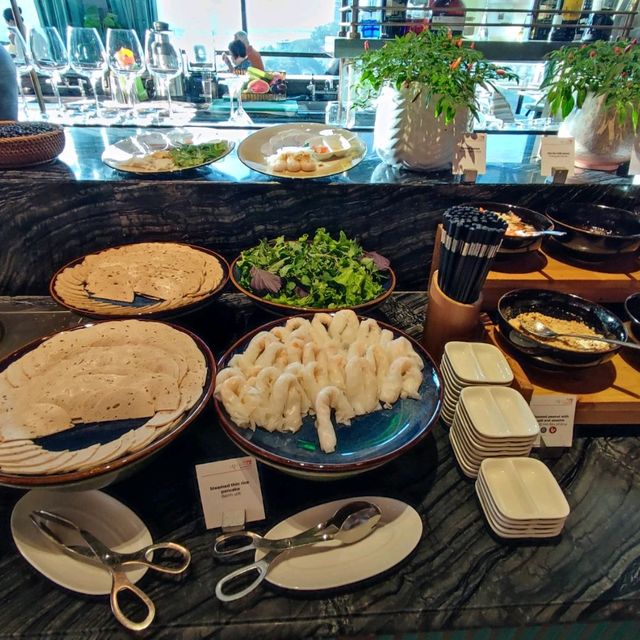 Breakfast at The Square