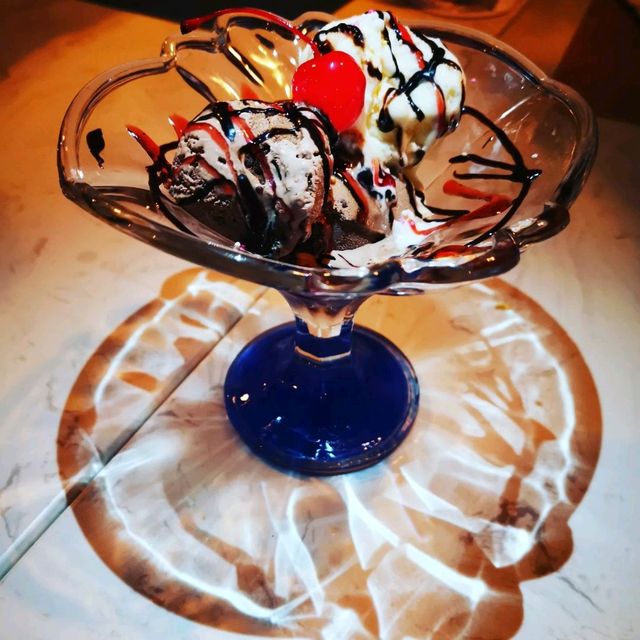 Ouzo Bar & Restaurant~希臘渡假的感覺