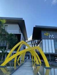 centra by centara โรงแรมน่าพักเมืองทอง