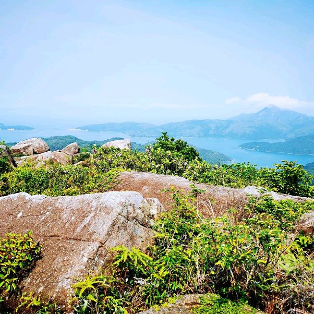 老虎騎石、斜樓嶺墩、大山峒、石屋山