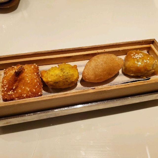 裝修十分高貴的酒店港式餐廳 裝修十分高貴的酒店港式餐廳