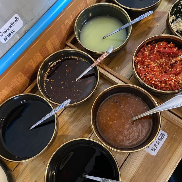 ชาบูหม่าล่าสายพาน เริ่มไม้ละ 5 บาท เปิดใหม่🔥